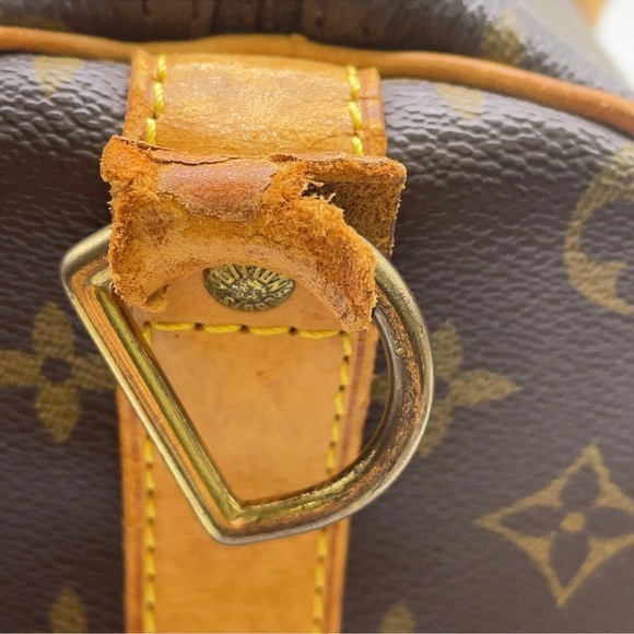 Auth LOUIS VUITTON Monogram Keepall Bandouliere 50 Boston Bag - Picture 12 of 16